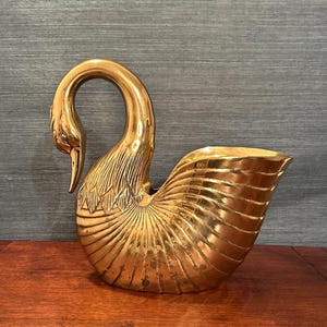 Vintage Brass 10 inch Swan Showpiece Planter