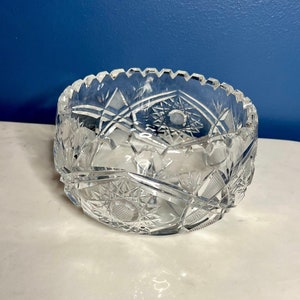 Vintage Brilliant Cut Crystal Sawtooth Rim 5.5&quot; Bowl