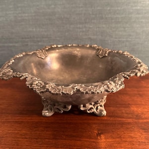 Vintage Silver Plated Reed & Barton Serving Bowl