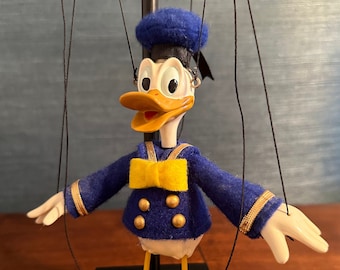 Seltene Vintage-Donald-Duck-Puppe in limitierter Auflage mit Ständer, hergestellt von Bob Baker's Marionettes für Walt Disney