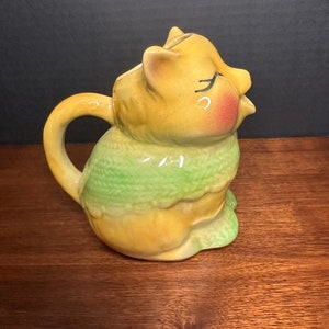 Vintage Shawnee #85 Puss n' Boots Cat Creamer