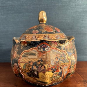 Vintage Satsuma Moriage Lidded Jar