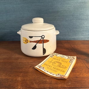 Vintage MCM West Bend Stoneware 2-Qt  Bean Crock Pot