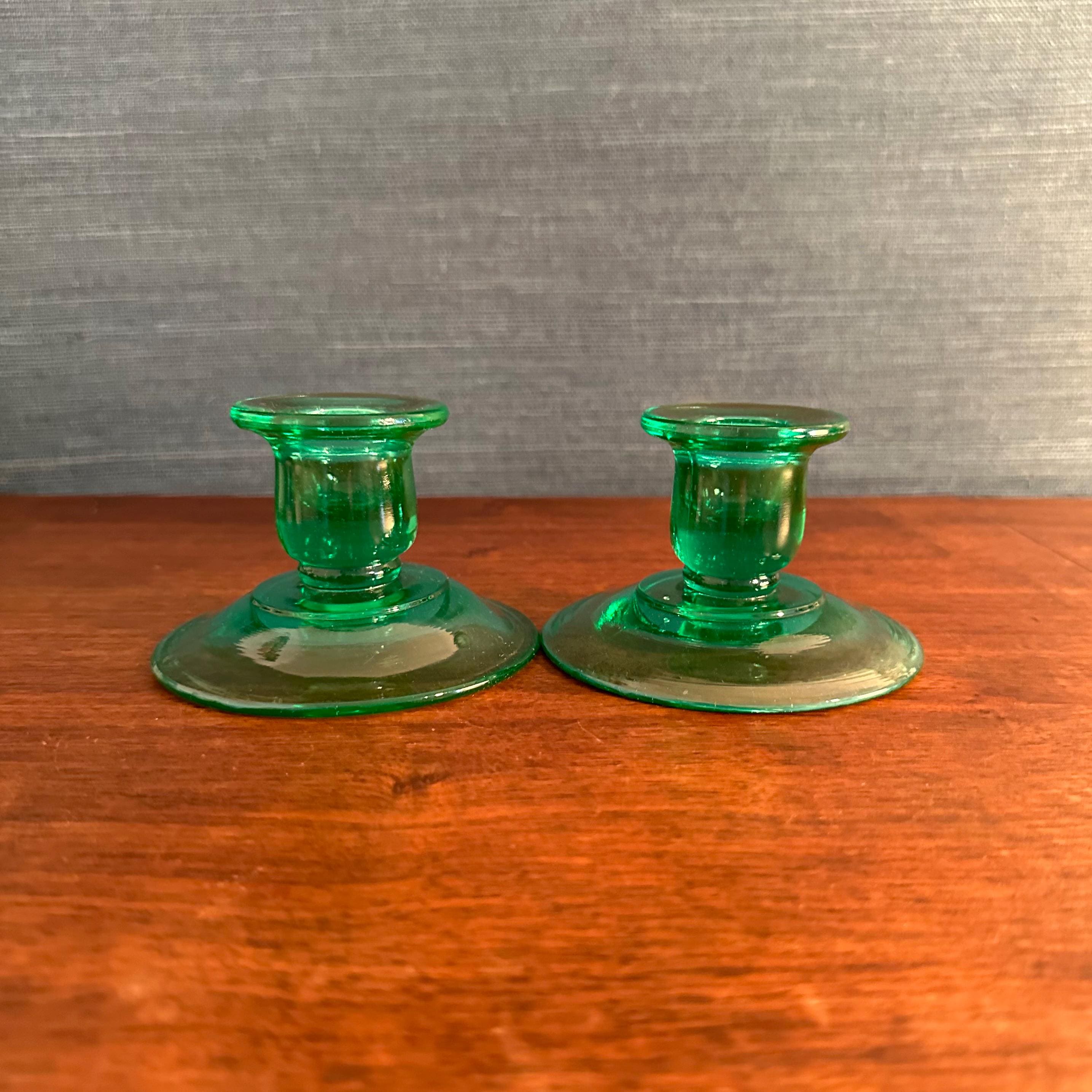 Uranium glass chandelier - Etsy 日本