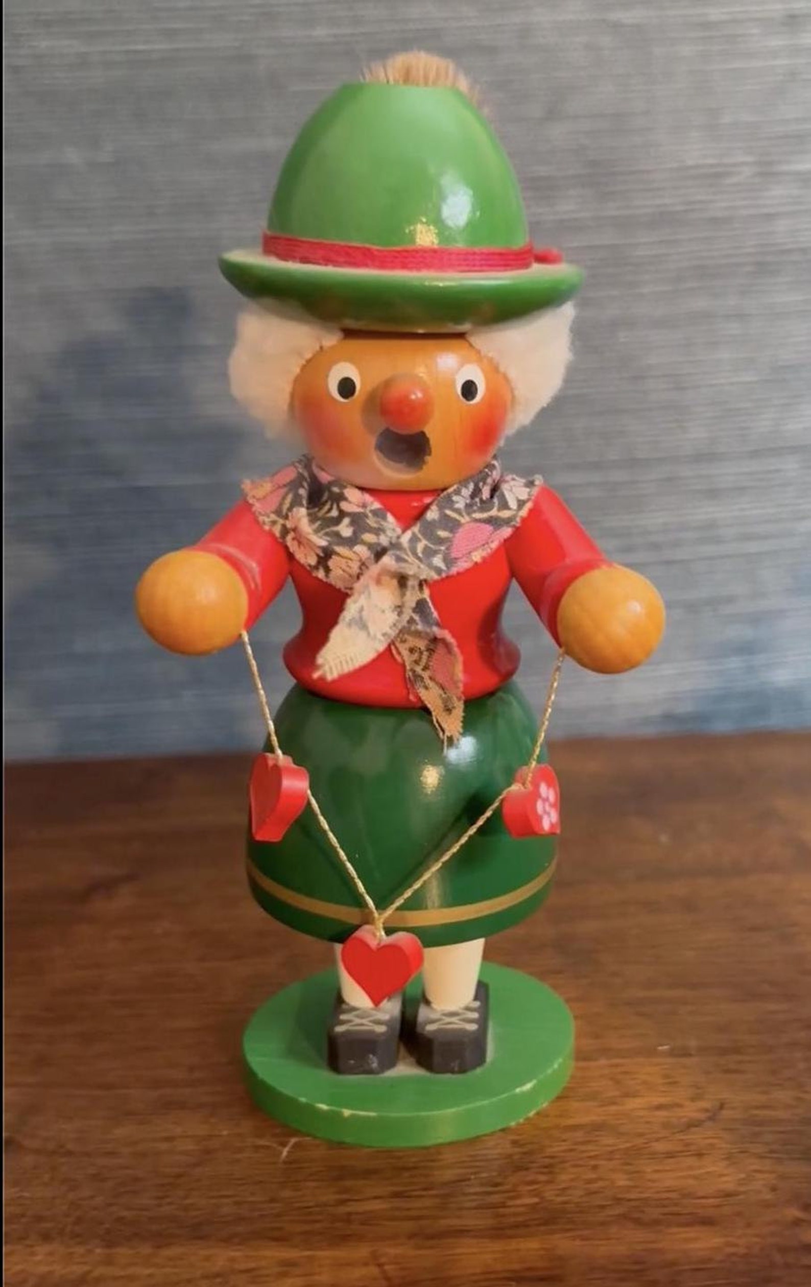 Vintage Original East German Steinbach Volkskunst Figural Incense Smoker of a Woman Holding Hearts