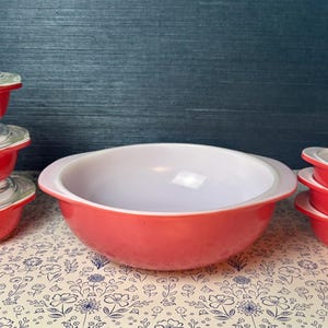 Vintage 10 Piece Set of Flamingo Pink Pyrex Bowls