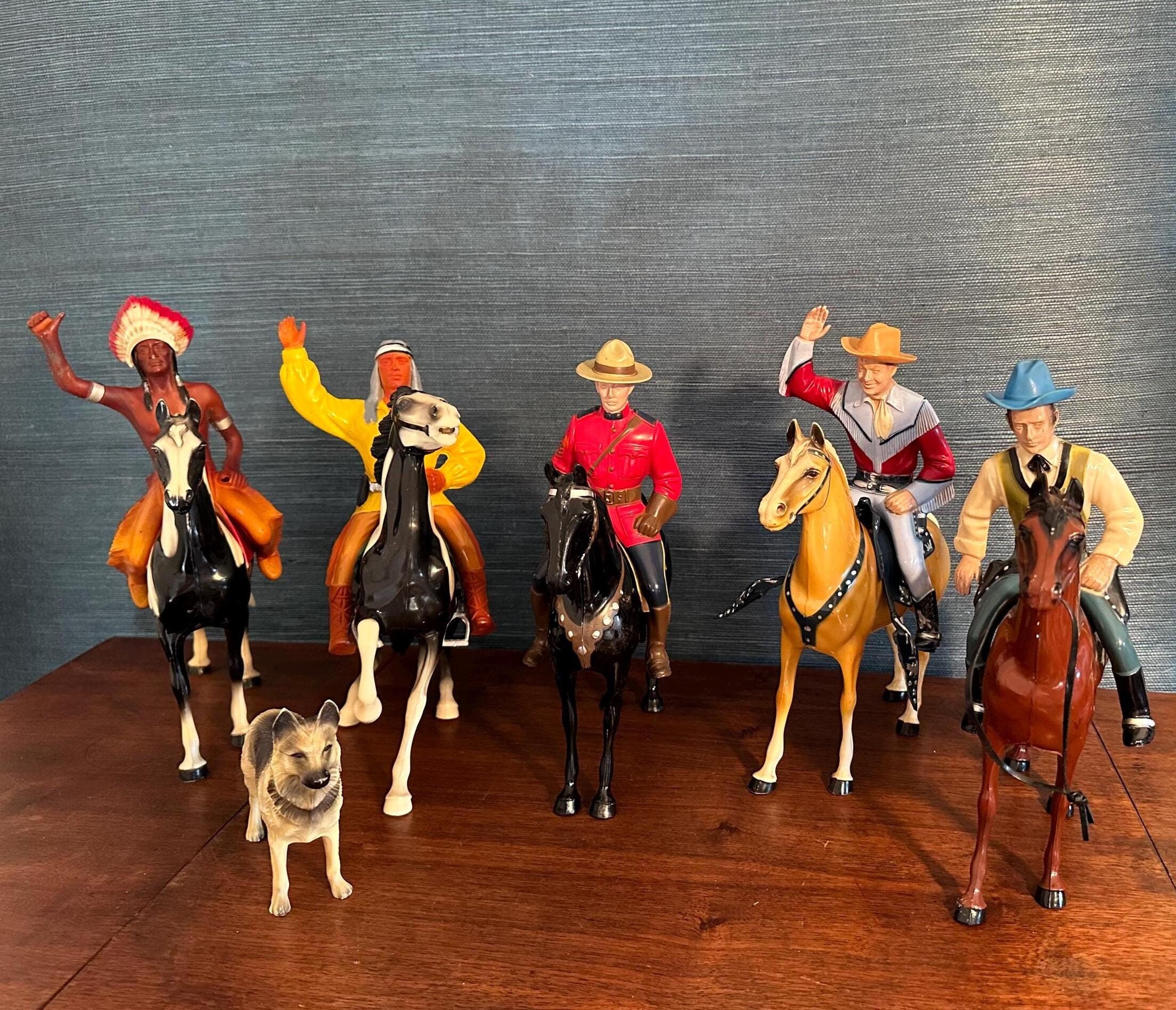 Vintage Hartland Plastic Toy Lot: Wyatt Earp, Roy Rogers, Mountie
