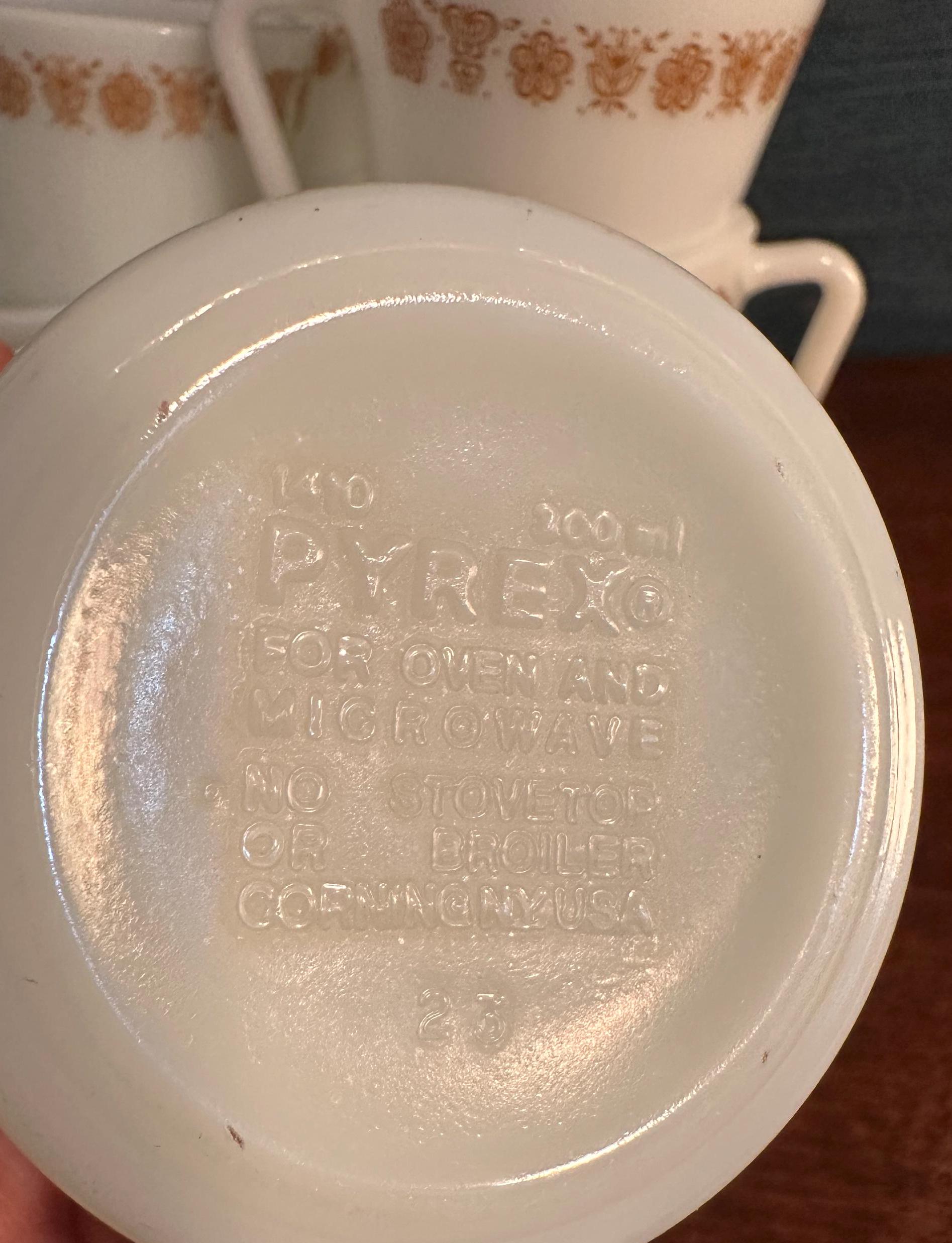 ヴィンテージ バタフライ ゴールド パイレックス セット：コーヒー