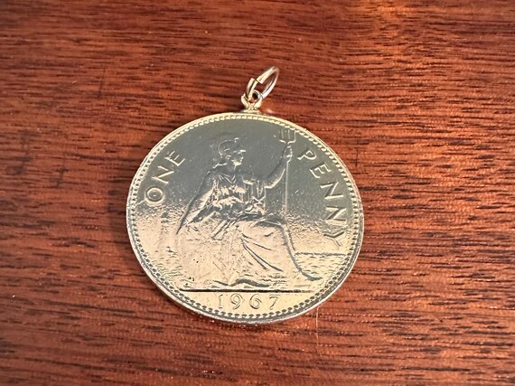 1967 Queen Elizabeth II / King George Penny Coin Charm View 3