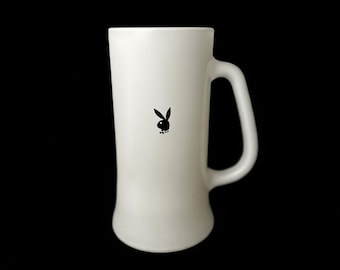 Vintage 1960er Jahre Playboy Bunny Bierkrug aus Milchglas