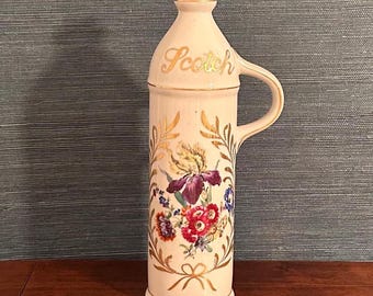 Vintage gemalte französische Porzellankaraffe Scotch, Ohne Deckel