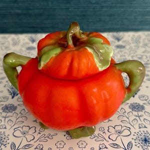 Antique Porcelain Royal Bayreuth Tomato Jam Pot, C.1902