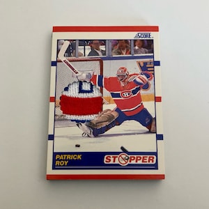 Just ripped a 1990 pack of Score premier edition hockey cards : r
