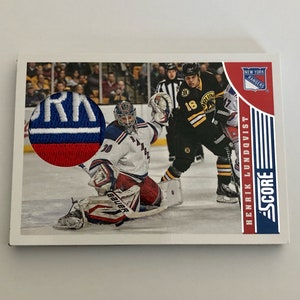 Custom Bauer goalie pads autographed by #30 Henrik Lundqvist - NHL