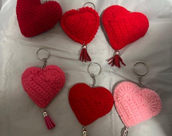 Llaveros de crochet con forma de corazón