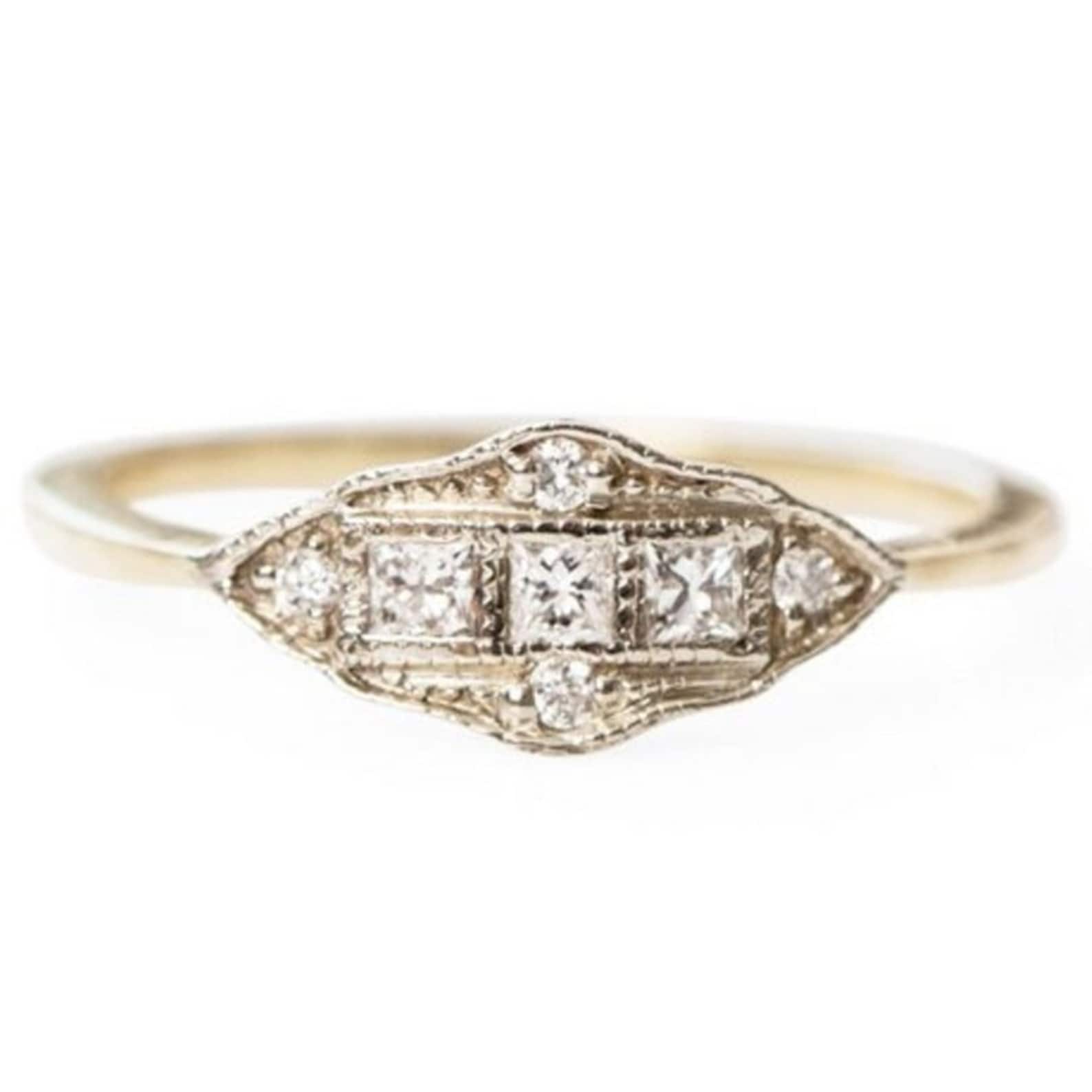 1920s Art Deco Diamond Ring: Princess & Round Cut, 925 Silver