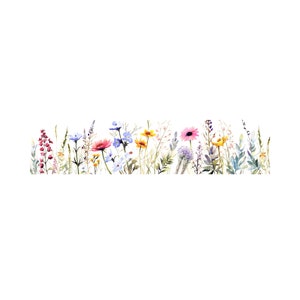 Peut inclure: Peinture &agrave; l'aquarelle d'une bordure de fleurs sauvages color&eacute;es, comprenant des fleurs roses, bleues, jaunes et rouges, avec des feuilles et des tiges vertes.