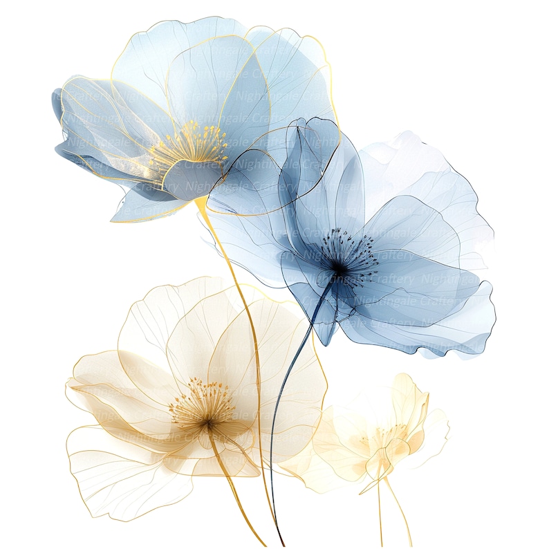 Op de afbeelding: Abstracte bloemenprint met drie delicate bloemen met gouden contouren. De bloemen zijn in tinten blauw en beige, wat een zachte en etherische uitstraling cre&euml;ert.