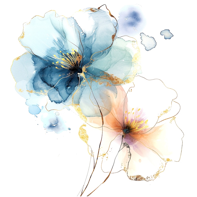 Op de afbeelding: Twee aquarelbloemen met gouden accenten. De grotere bloem is blauw en de kleinere is perzikkleurig.