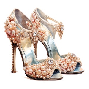 Puede incluir: Un par de zapatos de tac&oacute;n alto azul claro con intrincados adornos de perlas y cristales. Los zapatos tienen una correa delicada y una punta puntiaguda.
