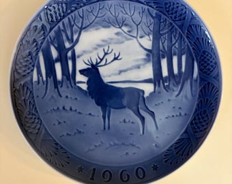 Plato navideño de Royal Copenhagen de 1960: Hjorten-El Ciervo