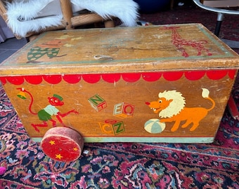 Whimsie Toy Chest