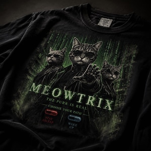 Meowtrix katt-T-shirt | Sci-fi kattparodi grafisk t-shirt, retro hacker streetwear-tröja