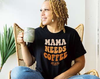 Mamá necesita camiseta de café, camisa retro de mamá, regalo del día de las madres, camisa amante del café, camiseta de café, camisa de mamá, regalos para mamá, camiseta de nueva mamá, camiseta de moda