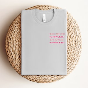 Camiseta de bolsillo para mujeres empoderadas, camisa girl power, camiseta inspiradora, suéter feminista, igualdad de derechos, camiseta de mujeres empoderadas, camiseta girl boss
