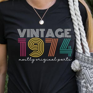 Benutzerdefinierte Vintage 1974 Geburtsjahr Shirt, 50. Geburtstag Geschenkideen für ihn sie, Geburtstagsgeschenk für Mutter Opa, 50. Geburtstagsgeschenk, Meilenstein T-Shirt
