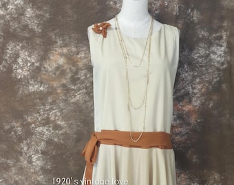 Flapper Seidenkleid im Stil von 1920, Downton Abtei Tailliertes Kleid