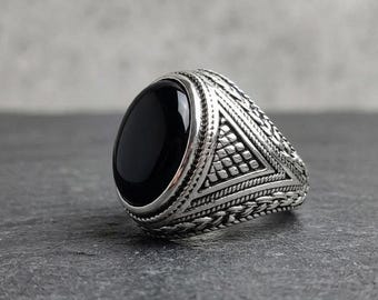 Men's Black Onyx Signet Ring, Oxidized Sterling Silver Vintage Band