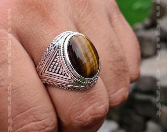 Handmade Brown Tiger's Eye Gemstone Ring for Men, Sterling Silver Jewelry, Vintage Signet Ring