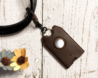 Monogram Leather Luggage Tag with Airtag Holder: Privacy Protection