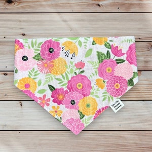 Spring Boho Floral Dog Bandana/Spring Floral Dog Bandana/Scrunchie Dog Bandana/Dog Lover Gift/Girl Dog Bandana/Pink Floral Dog Bandana