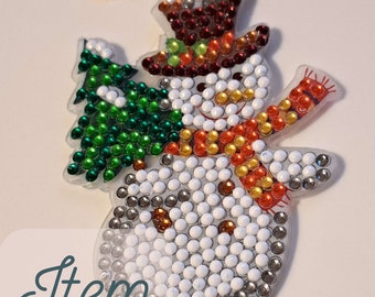 Shimmering Christmas Ornament/Keychain: Handcrafted Holiday Decoration