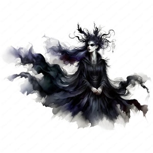 Puede incluir: Una mujer con un vestido negro, una capa oscura y fluida y una corona de cuernos. Su rostro est&aacute; pintado de blanco con ojos y labios oscuros. El fondo es una acuarela de color negro y gris.