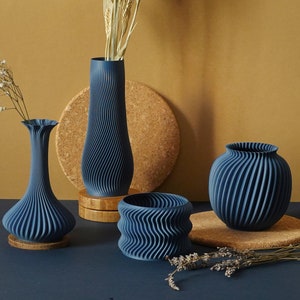 Blue WAVY - Set of 4 Vases - 3D printed - unique design objects - perfect for your plants and flowers
