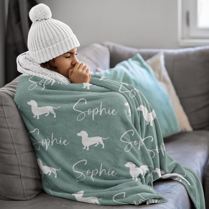 Couverture personnalisée pour teckel avec nom - Couverture personnalisée pour chien Doxie, cadeau pour les amateurs de teckel image 1