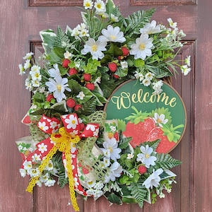 Strawberry Grapevine Wreath, Strawberry Front Door Wreath, Strawberry Summer Wreath, Summer Wreath, Front Door Wreath, Summer Time Wreath