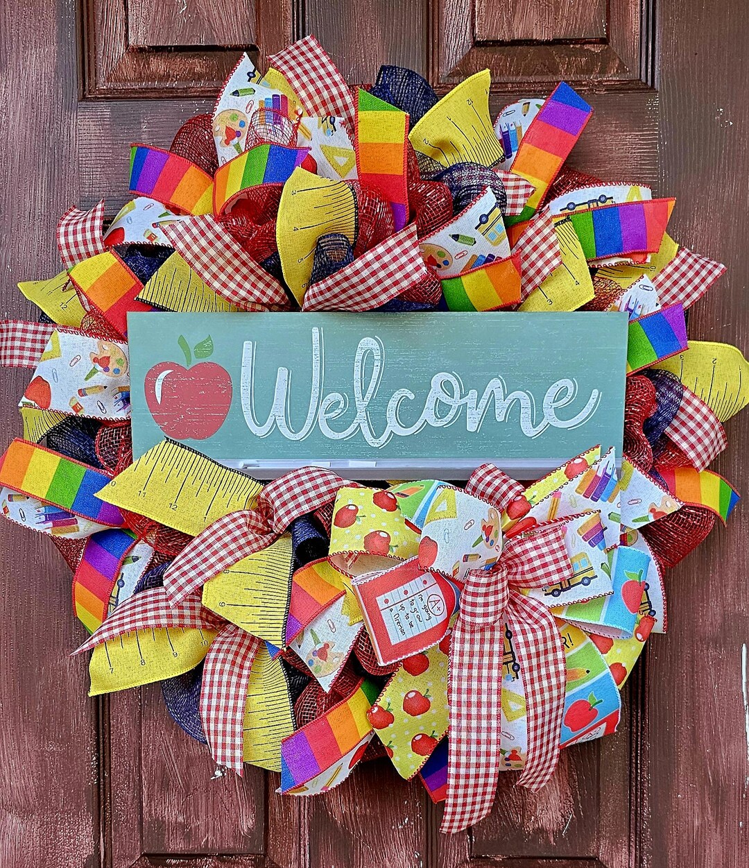 Teacher Welcome Wreath: Classroom Apple Decor, Back to School Gift - Etsy