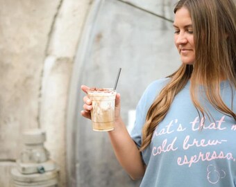 Camiseta Disney Cold Brew Coffee / Camisa Comfort Colors Espresso