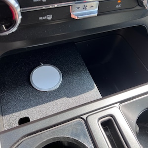 MagSafe® Wireless Charger / Phone Mount for 2021+ Ford® F-150s - Front Cubby / USB Compartment