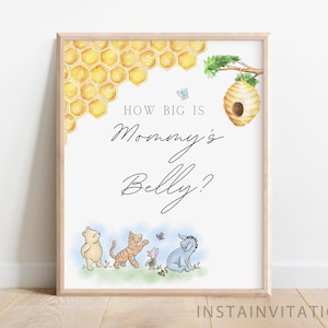 Quão grande é o sinal e cartão da barriga da mamãe, clássico chá de bebê do Ursinho Pooh Urso de mel Mínimo Amarelo Gênero Neutro Download instantâneo WTP1