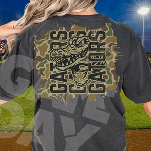 Gators Camo Team Logo PNG Gator Spirit PNG Alligators Shirt T-Shirt Bilddesign Gator Maskottchen PNG Sublimationsdatei für T-Shirts Becher Kappen Hoodies
