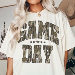 Old Camo Game Day Shirt png, Retro camouflage Game Day Png Svg, Game Day old school Camo School Sport sublimatie Instant download