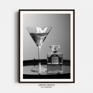 Cocktail und Parfüm Druck, Schwarzweiß Wandkunst, Bar Warenkorb Druck, Cocktail Wandkunst, Luxus Poster, Make Up Raumdekor, Bar Wanddekoration