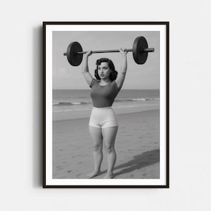 Vintage Woman Weightlifting Wall Art, Woman Bodybuilder Print, Black and White Print, Beach Fitness Art, Gym Decor, Retro Wall Decor