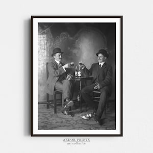 ビールを飲む2人の男性のウォールアート、ヴィンテージの白黒プリント、アルコール禁止のポスター、男の隠れ家醸造所の装飾、レトロな壁の装飾