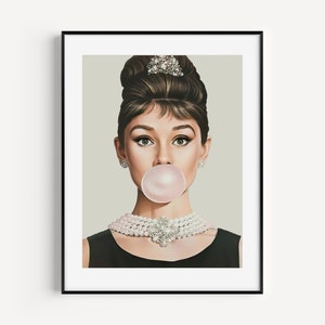 オードリー・ヘプバーンのバブルガムポートレート、ヴィンテージ女性ファッションウォールアート、クラシックハリウッドアートワーク、フェミニストプリント、レトロポスターウォールデコレーション